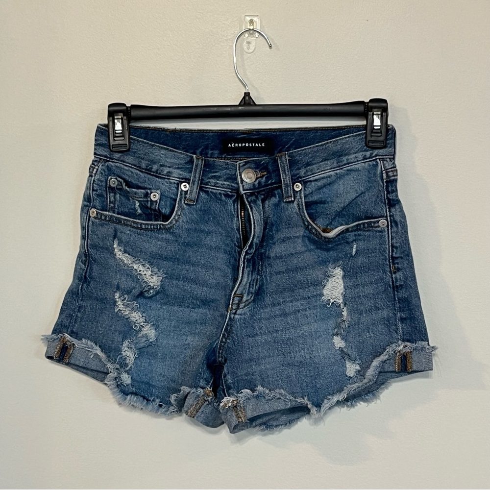 Aeropostale Mom Shorts Distressed Denim‎ Juniors Size 4